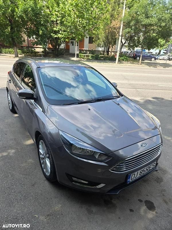 Culoaremaro Utilizat 2016 Ford Focus Titanium Break | 8.000 EUR (Preț OK) - Imagine 1/4