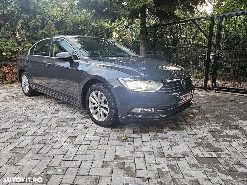 Culoaregri Utilizat 2018 VW Passat Comfortline Hatchback | 15.250 EUR (Preț OK) - Imagine 1/4