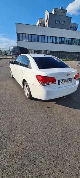 Second-hand Chevrolet Cruze 100 CP (73 kW) 2010 Berlinǎ