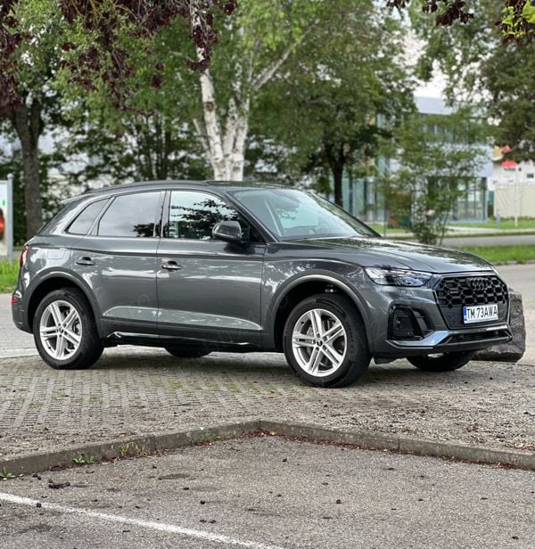 Second-hand Audi Q5 S-Line 205 CP (150 kW) 2022 Gri SUV