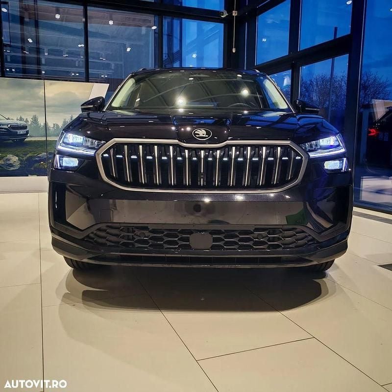 Culoarenegru Nouă 2025 Skoda Kodiaq Selection SUV | 47.558 EUR (Preț OK) - Imagine 1/4