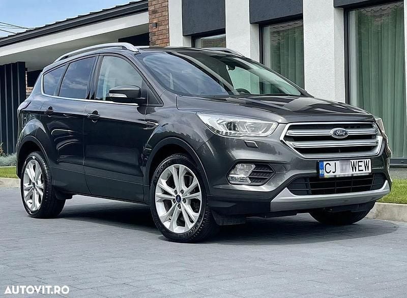 Culoaregri Second-hand 2017 Ford Kuga SUV | 10.450 EUR (Super Preț) - Imagine 1/4