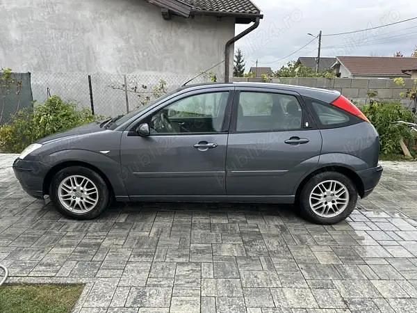 Second-hand Ford Focus 100 CP (73 kW) 2002 Hatchback