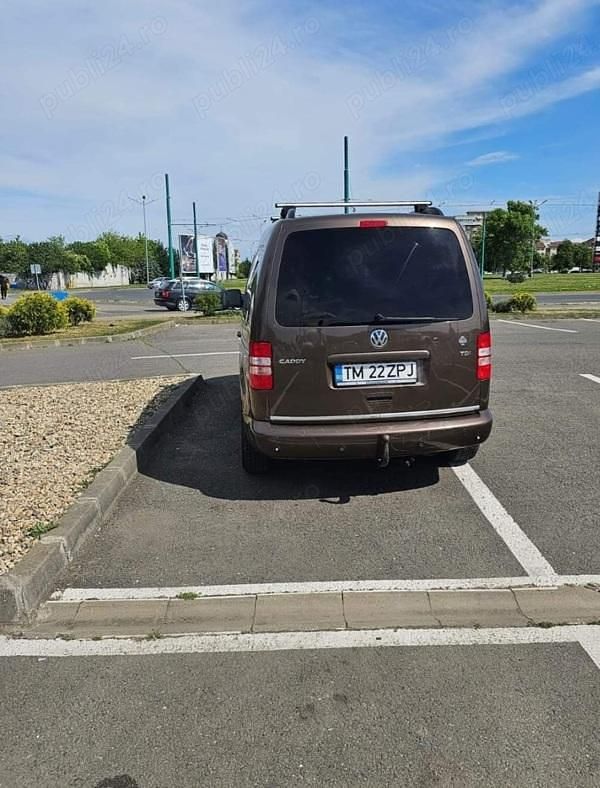 Second-hand VW Caddy 105 CP (77 kW) 2012 Maro Monovolum