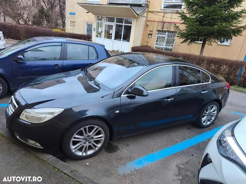Second-hand Opel Insignia 140 CP (102 kW) 2010 Culoarenegru Berlinǎ