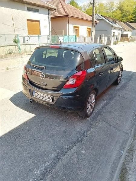 Second-hand Opel Corsa 90 CP (66 kW) 2013 Berlinǎ