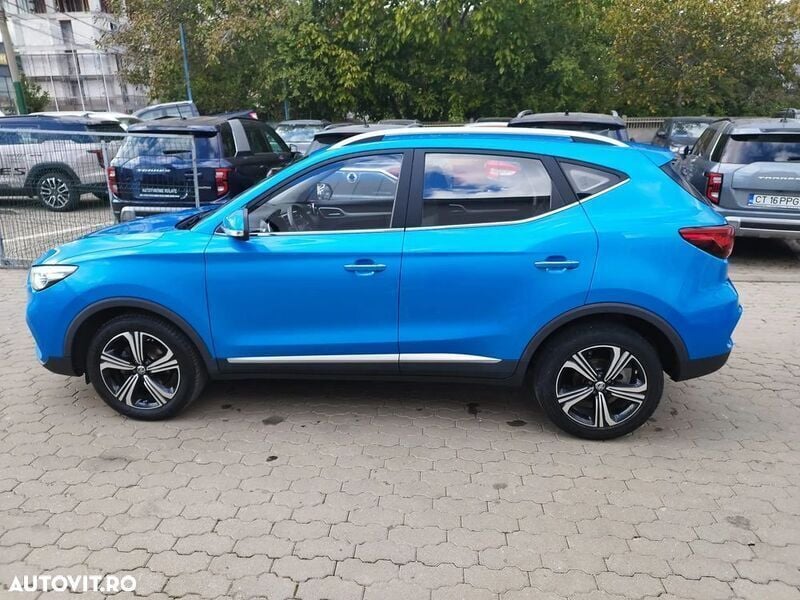 Second-hand MG ZS Excite 106 CP (77 kW) 2022 Albastru Berlinǎ