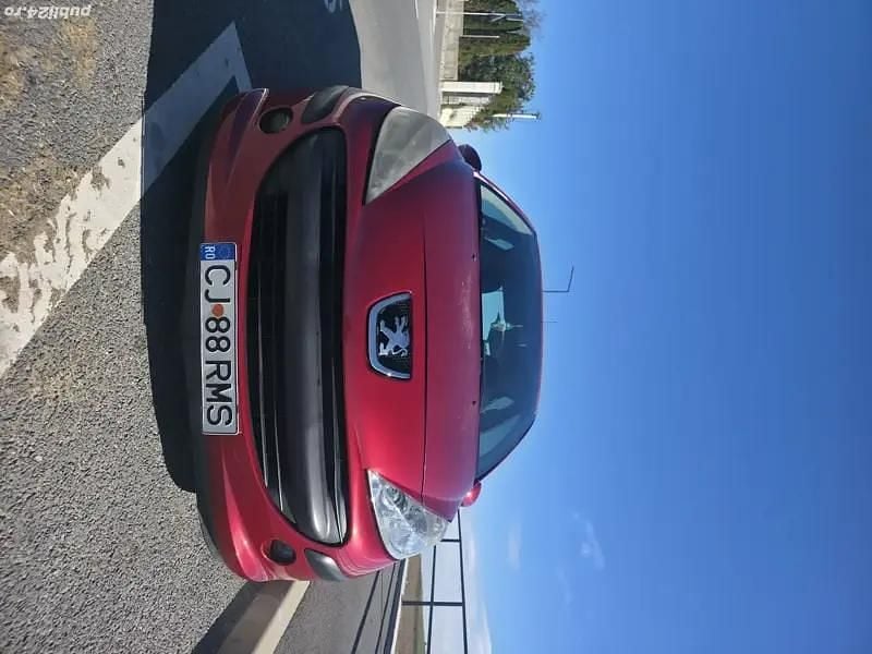 Rosu Utilizat 2008 Peugeot 207 Hatchback | 1.500 EUR (Preț OK) - Imagine 1/4
