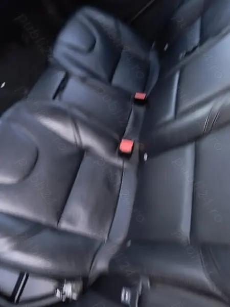 Second-hand Volvo V40 190 CP (139 kW) 2015