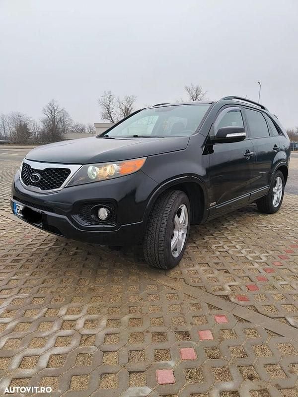 Negru Utilizat 2010 Kia Sorento SUV | 6.000 EUR (Preț OK) - Imagine 1/4