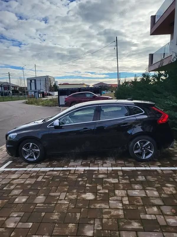 Second-hand Volvo V40 R-Design 120 CP (88 kW) 2015 Berlinǎ