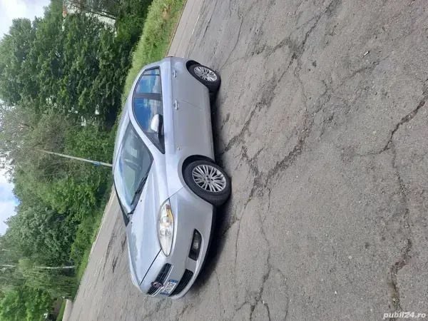 Gri Utilizat 2008 Fiat Bravo Hatchback | 2.450 EUR (Preț OK) - Imagine 1/4