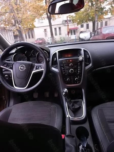Utilizat 2014 Opel Astra Break | 7.500 EUR (Scump) - Imagine 1/4
