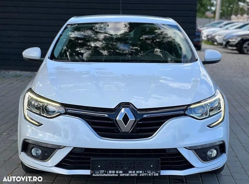 Culoarealb Utilizat 2020 Renault Mégane IV LIMITED Hatchback | 10.990 EUR (Preț OK) - Imagine 1/4
