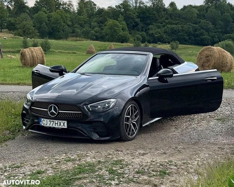 Culoarenegru Utilizat 2021 Mercedes E300 AMG line Cabrio | 46.500 EUR (Preț OK) - Imagine 1/4