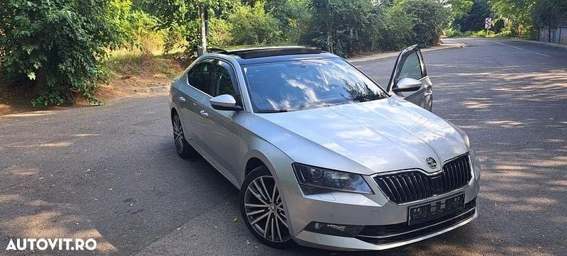 Culoaregri Utilizat 2016 Skoda Superb Berlinǎ | 11.700 EUR (Puțin scump) - Imagine 1/4