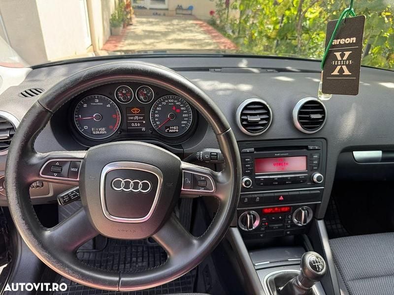 Second-hand Audi A3 Ambition 105 CP (77 kW) 2011 Culoaregri Hatchback