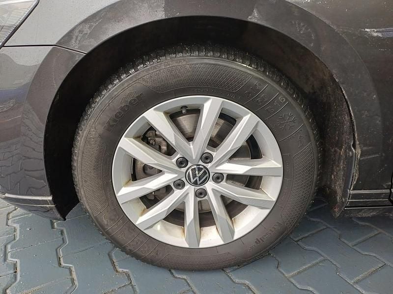 Second-hand VW Passat Comfortline 150 CP (110 kW) 2022 Gri mediu  normal Break