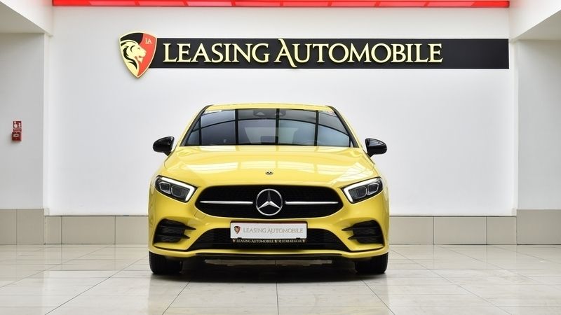 Second-hand Mercedes A250 AMG 161 CP (118 kW) 2020 Galben Hatchback