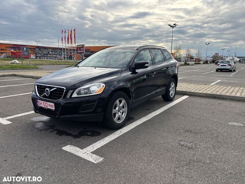 Negru Utilizat 2011 Volvo XC60 Drive Kinetic SUV | 9.200 EUR (Preț OK) - Imagine 1/4