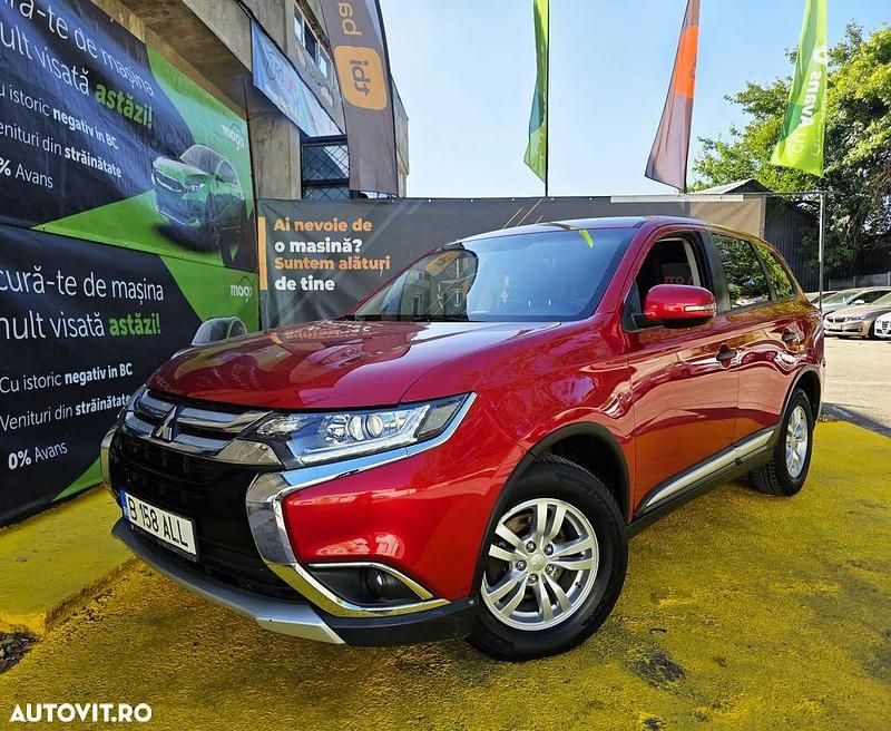 Culoarerosu Utilizat 2017 Mitsubishi Outlander Intense SUV | 11.990 EUR (Preț OK) - Imagine 1/4