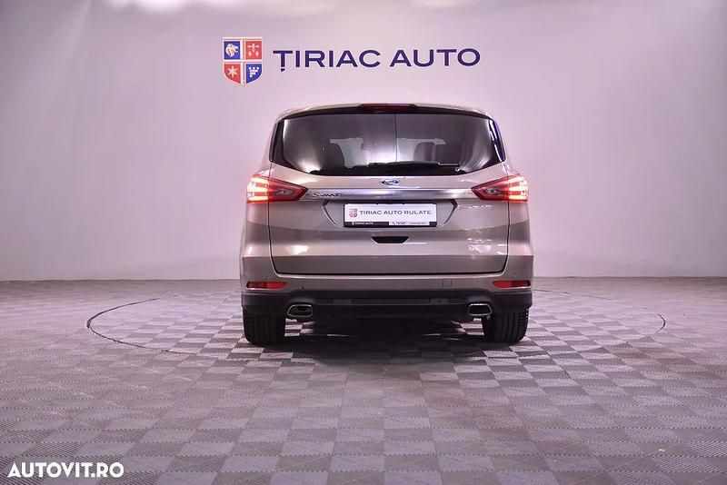 Second-hand Ford S-MAX S 190 CP (139 kW) 2018 Culoaregri Monovolum