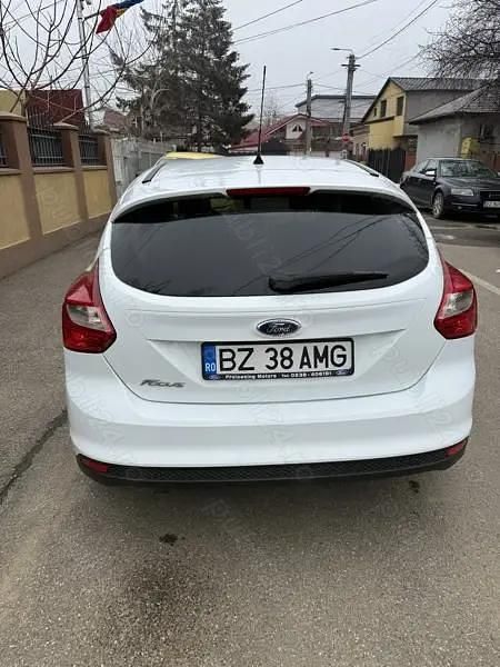 Second-hand Ford Focus 116 CP (85 kW) 2014 Alb Hatchback