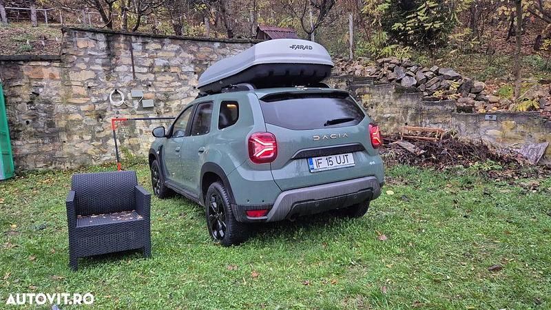 Culoareverde Utilizat 2023 Dacia Duster Extreme SUV | 22.000 EUR (Scump) - Imagine 1/4