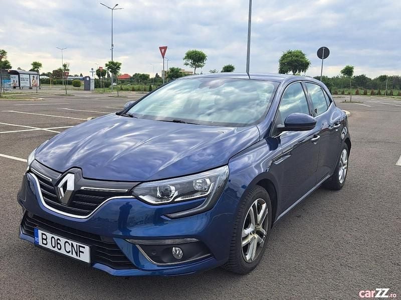 Utilizat 2017 Renault Mégane IV Business Hatchback | 9.550 EUR (Preț OK) - Imagine 1/4