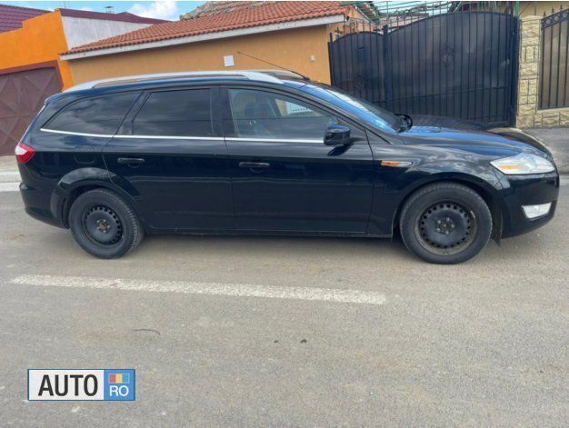 Second-hand Ford Mondeo 160 CP (117 kW) 2010 Negru Break
