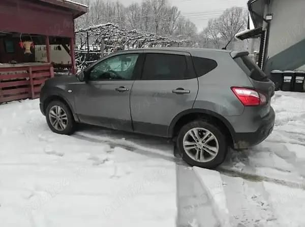 Second-hand Nissan Qashqai 130 CP (95 kW) 2012 SUV
