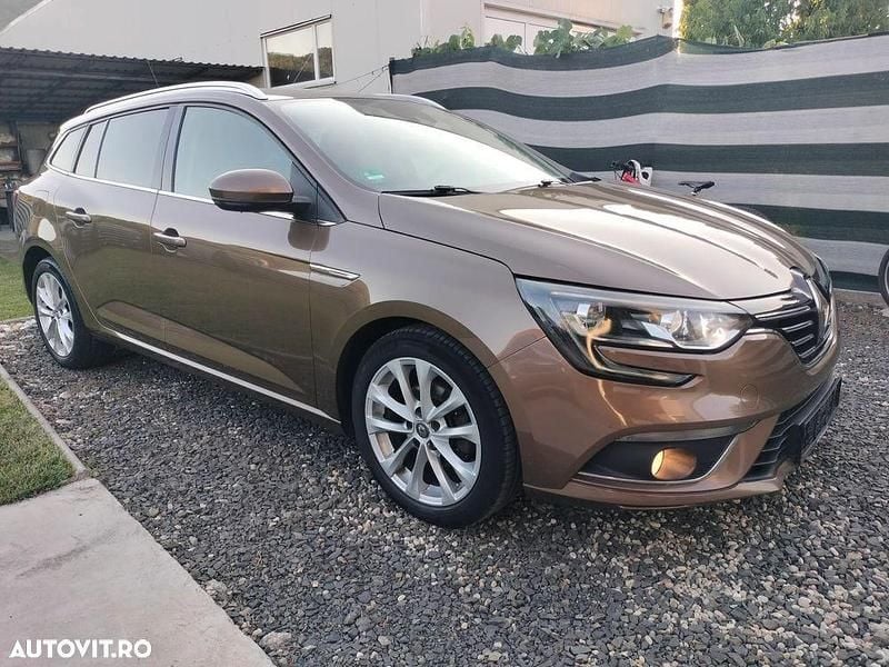 Maro Utilizat 2018 Renault Mégane GrandTour Break | 8.800 EUR (Preț OK) - Imagine 1/4