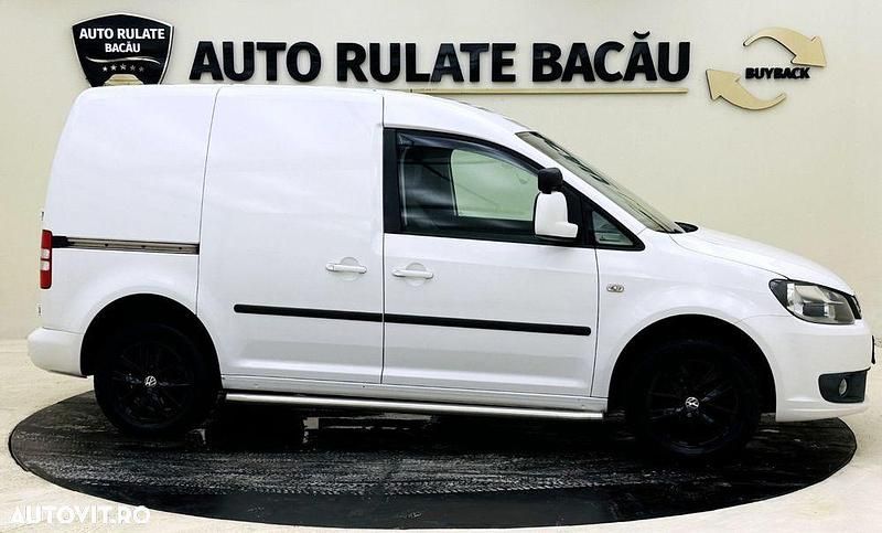 Second-hand VW Caddy 102 CP (75 kW) 2011 Culoarealb Monovolum