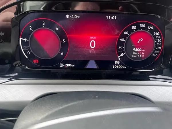 Second-hand VW Golf VIII 116 CP (85 kW) 2021 Gri Hatchback