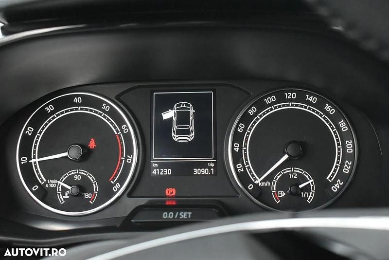 Second-hand Skoda Fabia Ambition 95 CP (69 kW) 2023 Argint Hatchback