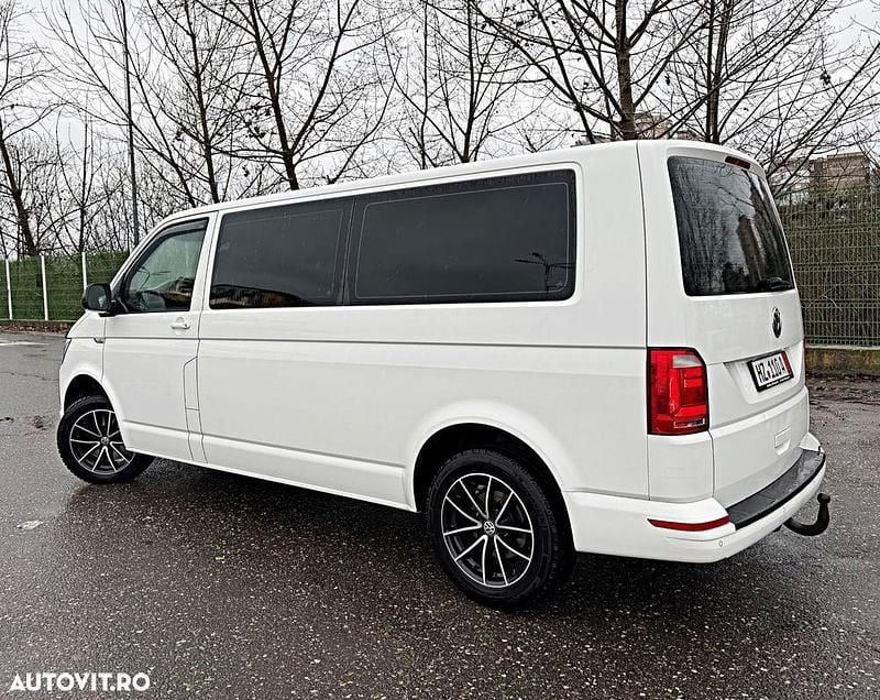 Second-hand VW Caravelle Comfortline 150 CP (110 kW) 2017 Culoarealb Monovolum