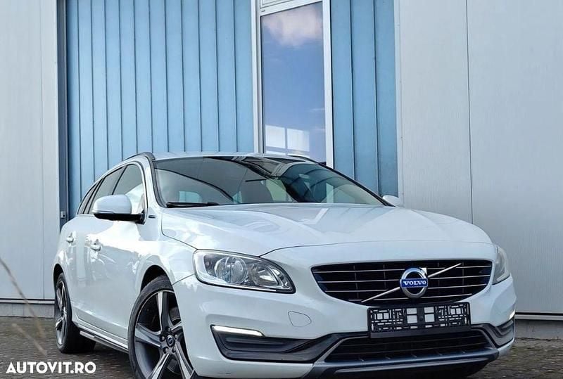 Culoarealb Utilizat 2014 Volvo V60 Break | 9.250 EUR (Preț bun) - Imagine 1/4