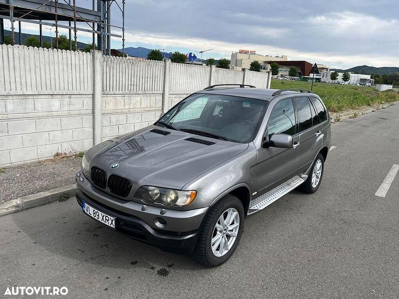 Gri Utilizat 2002 BMW X5 Sport Line SUV | 4.950 EUR - Imagine 1/4