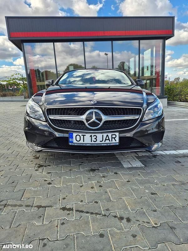 Culoarenegru Utilizat 2017 Mercedes CLS350 Coupe | 31.000 EUR (Super Preț) - Imagine 1/4