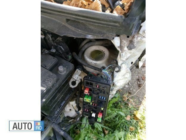 Second-hand Chevrolet Spark 60 CP (44 kW) 2011 Alb Hatchback