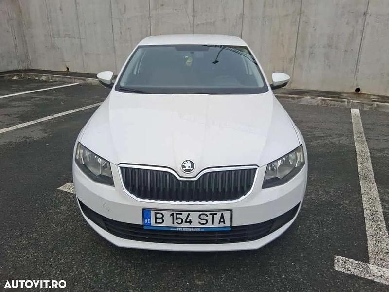 Culoarealb Utilizat 2016 Skoda Octavia Ambition Berlinǎ | 7.499 EUR (Preț bun) - Imagine 1/4