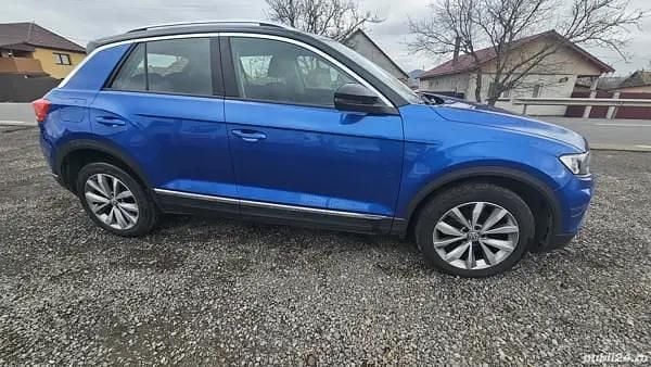 Second-hand VW T-Roc 150 CP (110 kW) 2018 Albastru SUV