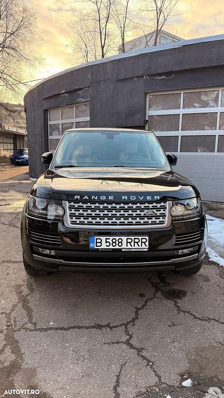 Second-hand Land Rover Range Rover Vogue 258 CP (189 kW) 2014 Culoarenegru SUV