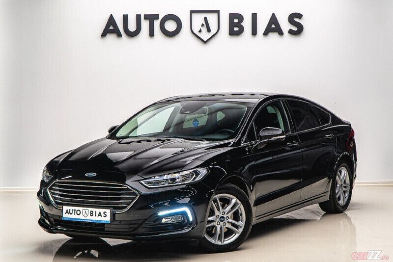 Negru Utilizat 2019 Ford Mondeo Titanium Berlinǎ | 17.950 EUR - Imagine 1/4