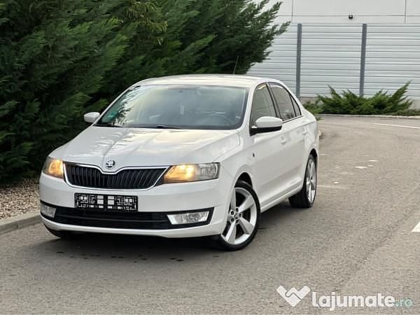 Alb Utilizat 2013 Skoda Rapid Berlinǎ | 5.350 EUR (Preț OK) - Imagine 1/4
