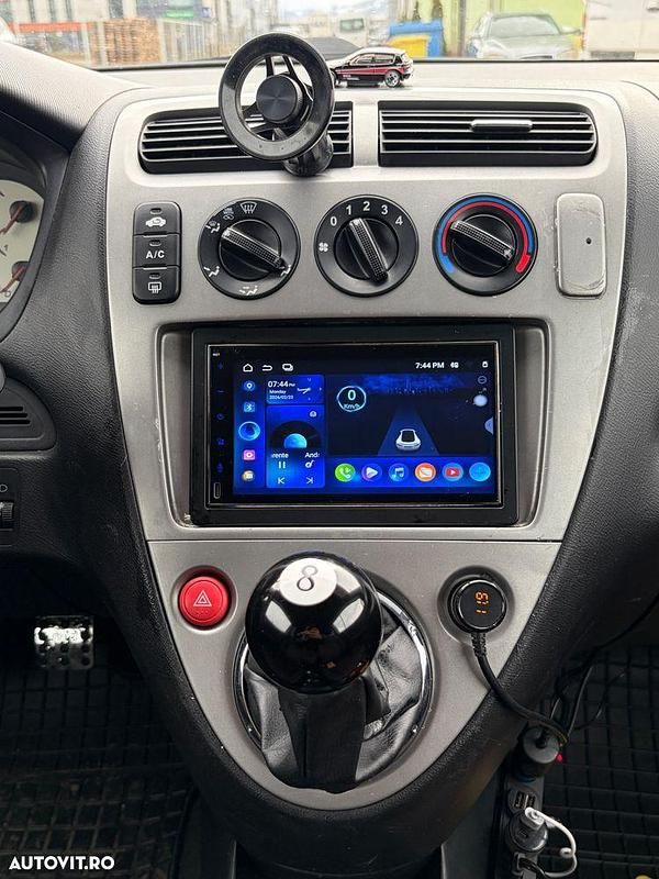 Second-hand Honda Civic ES 110 CP (80 kW) 2004 Culoarenegru Coupe