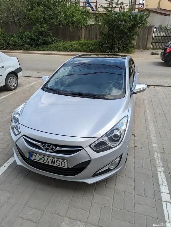 Gri Utilizat 2012 Hyundai i40 Berlinǎ | 7.500 EUR (Preț OK) - Imagine 1/4