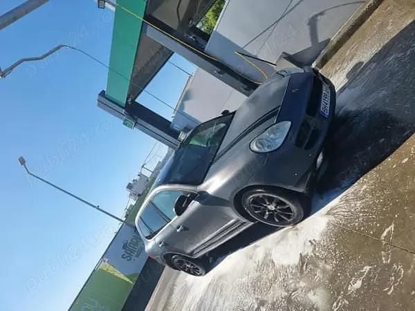 Gri Utilizat 2007 Porsche Cayenne SUV | 3.000 EUR - Imagine 1/2