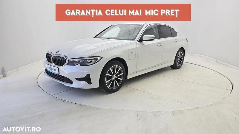 Culoarealb Utilizat 2020 BMW 330e Berlinǎ | 25.450 EUR (Preț OK) - Imagine 1/3