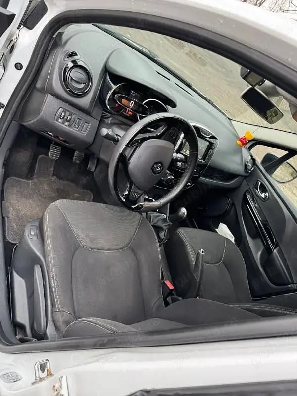 Second-hand Renault Clio GrandTour 75 CP (55 kW) 2014 Break